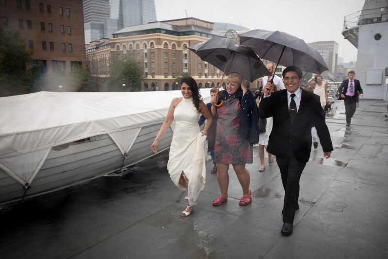 rainy london wedding